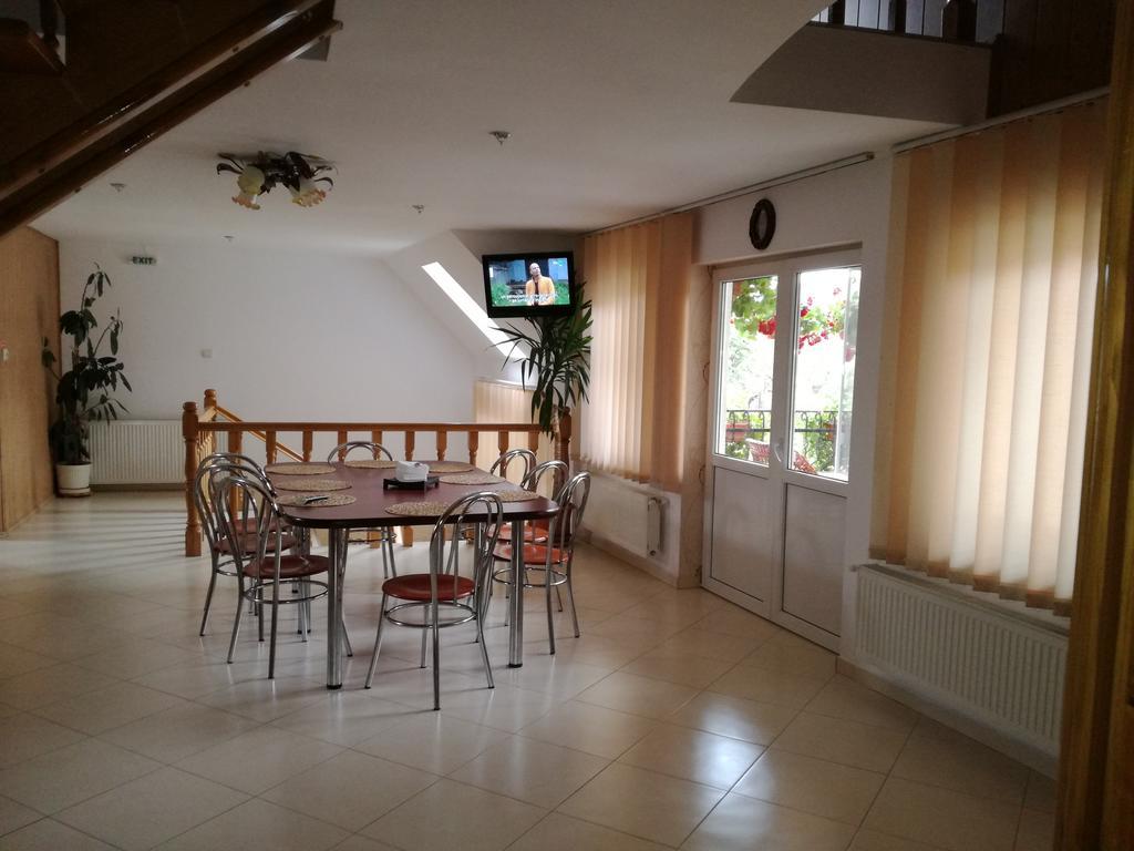 Vila Nely Rîşnov Exterior foto